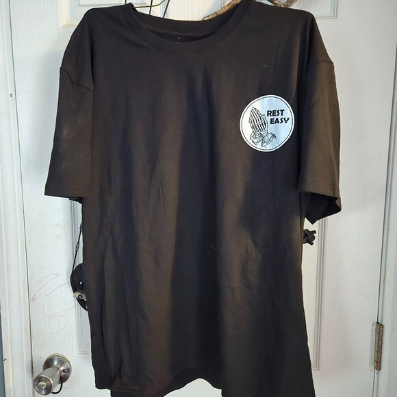 REST EASY EASY COME EASY GO BURNING MONEY MENS TEE - Picture 1 of 3
